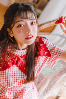 走出监狱的女人